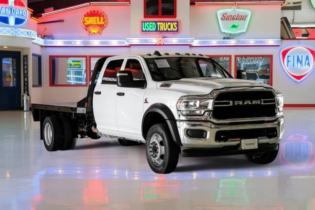 Used 2024 RAM 5500 Tradesman w/ Chrome Appearance Group