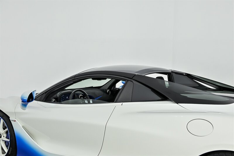 Used 2021 McLaren 720S Spider photo 43