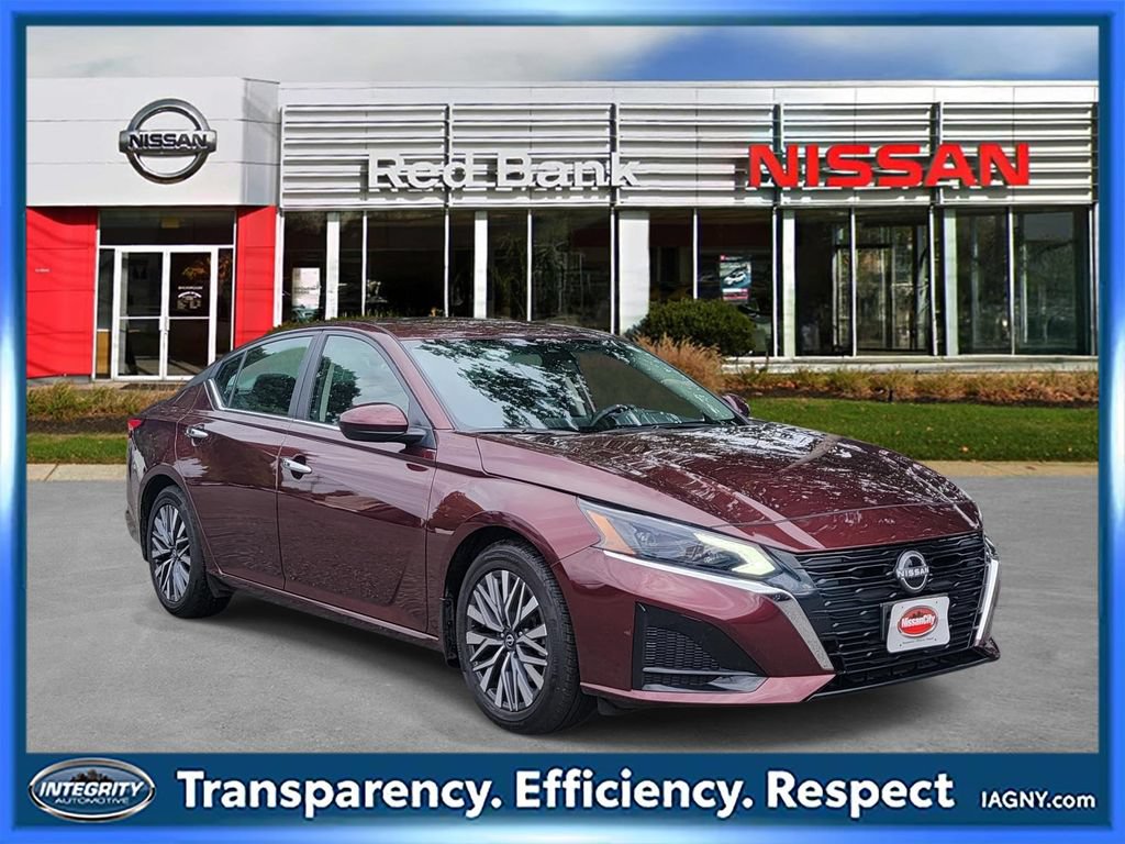 Used 2023 Nissan Altima 2.5 SV