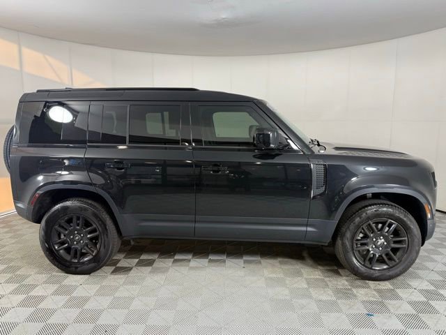 2025 Land Rover Defender 110 S