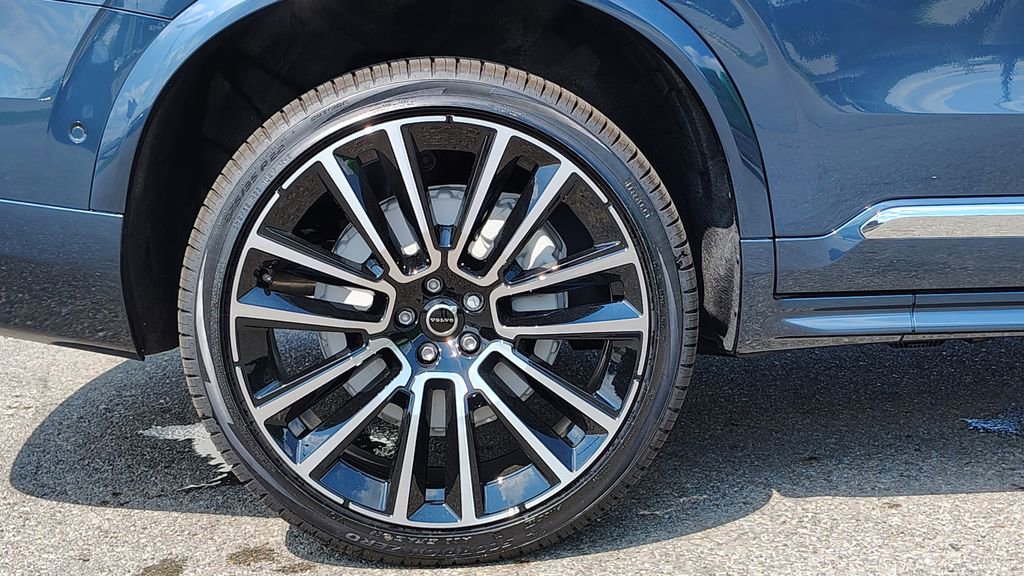 2026 Volvo Xc90 B6 Plus