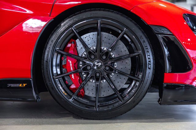 Used 2021 McLaren 765LT photo 41