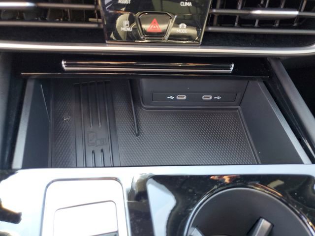 2025 Volkswagen Atlas Cross Sport SE