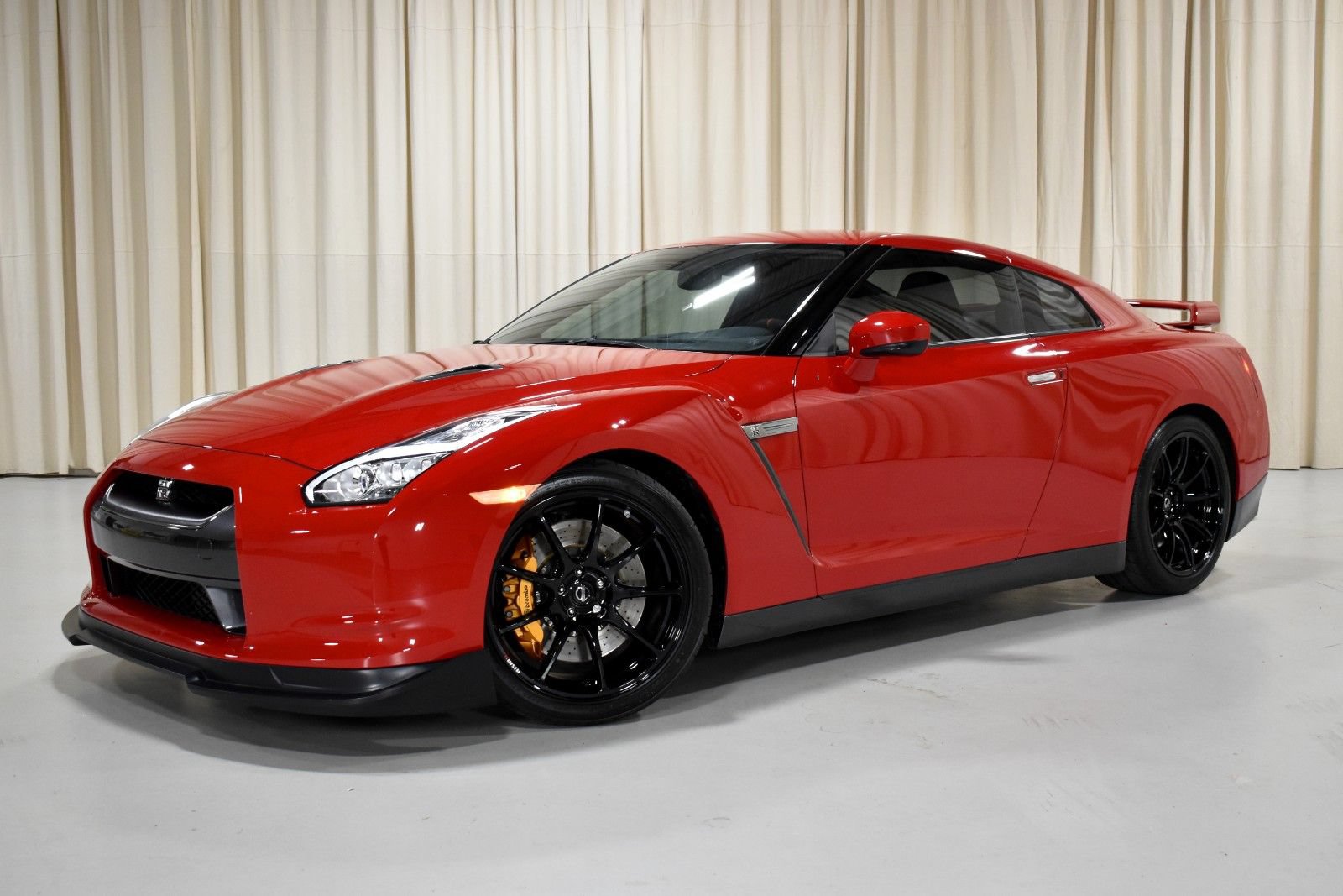 Used 2009 Nissan GT-R Premium