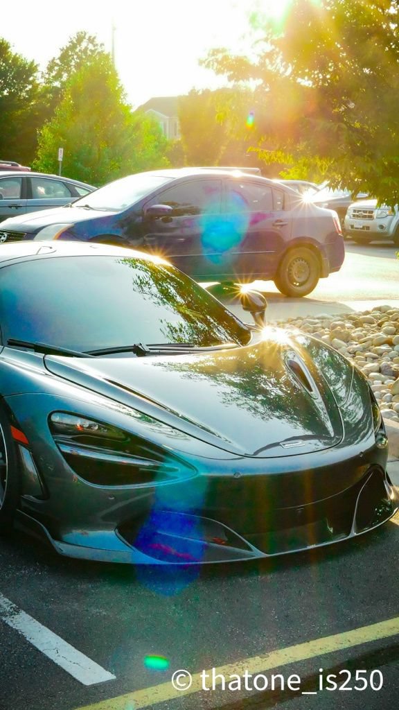 Used 2019 McLaren 720S Performance photo 11