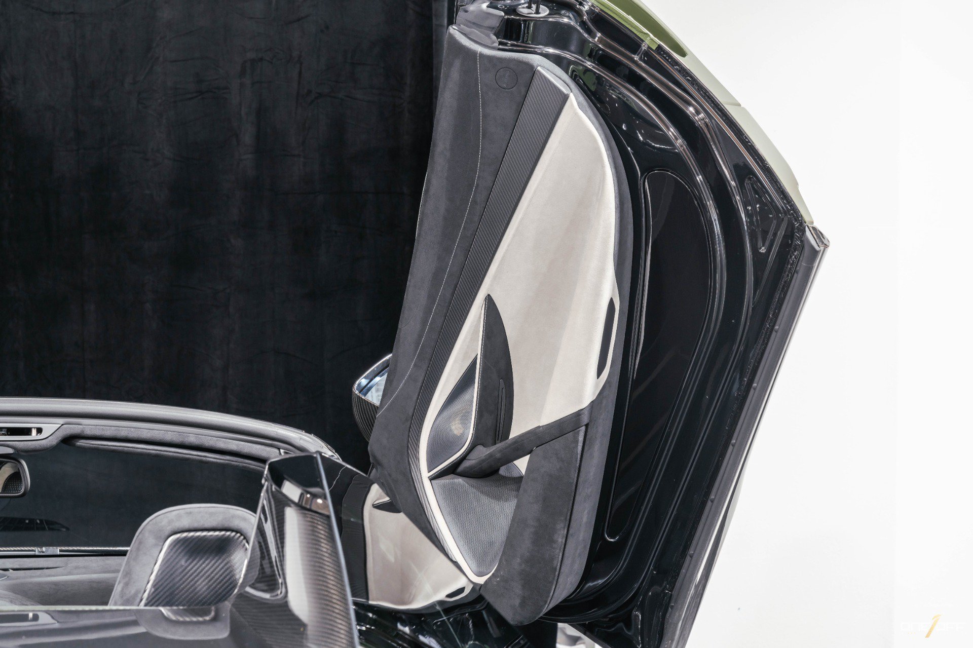 Used 2022 McLaren 765LT photo 46