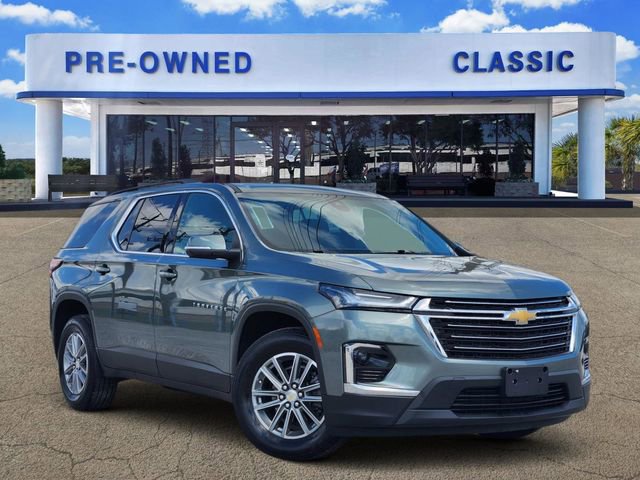 Used 2023 Chevrolet Traverse LT