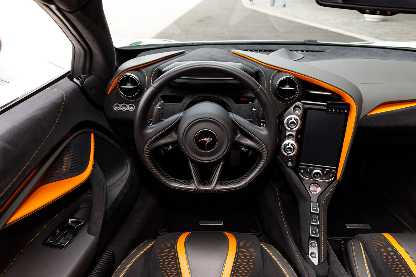 Used 2020 McLaren 720S Performance photo 31