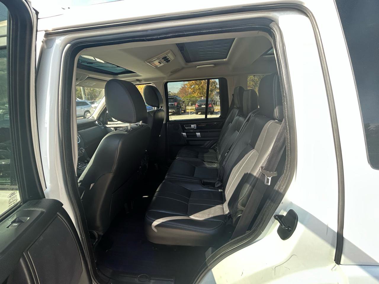 2016 Land Rover LR4 HSE Silver Edition