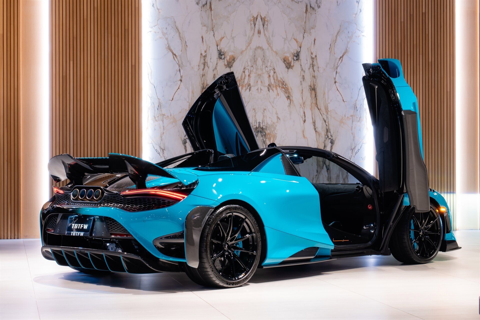 Used 2022 McLaren 765LT 4