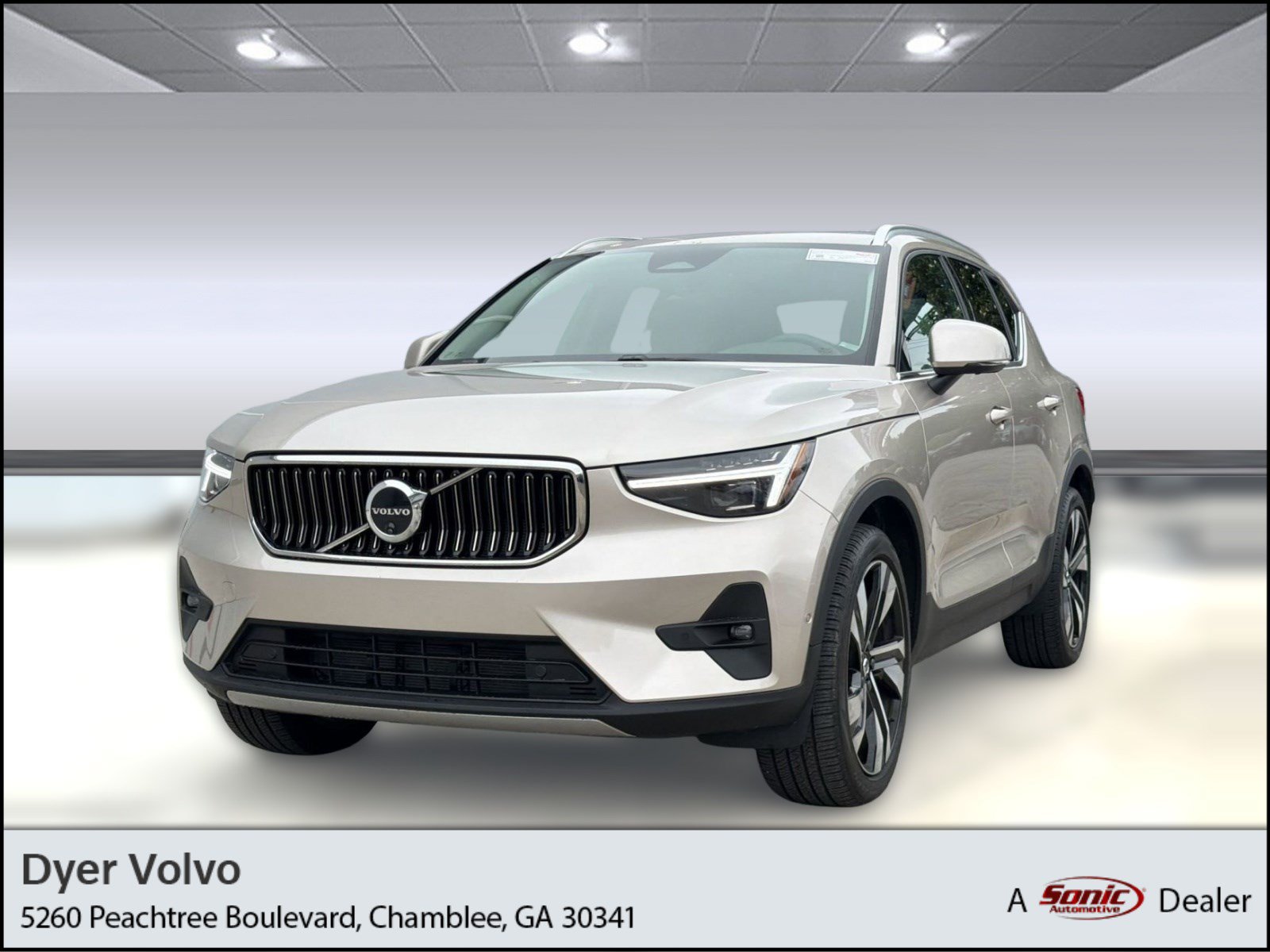 Certified 2024 Volvo XC40 B5 Plus w/ Protection Package Premier
