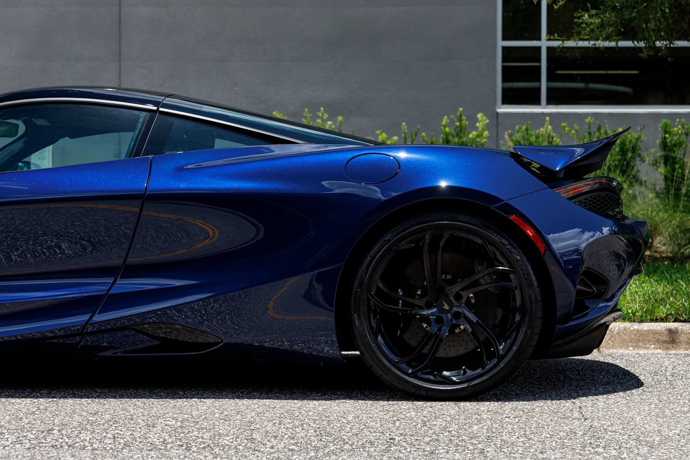 Used 2025 McLaren 750S photo 30