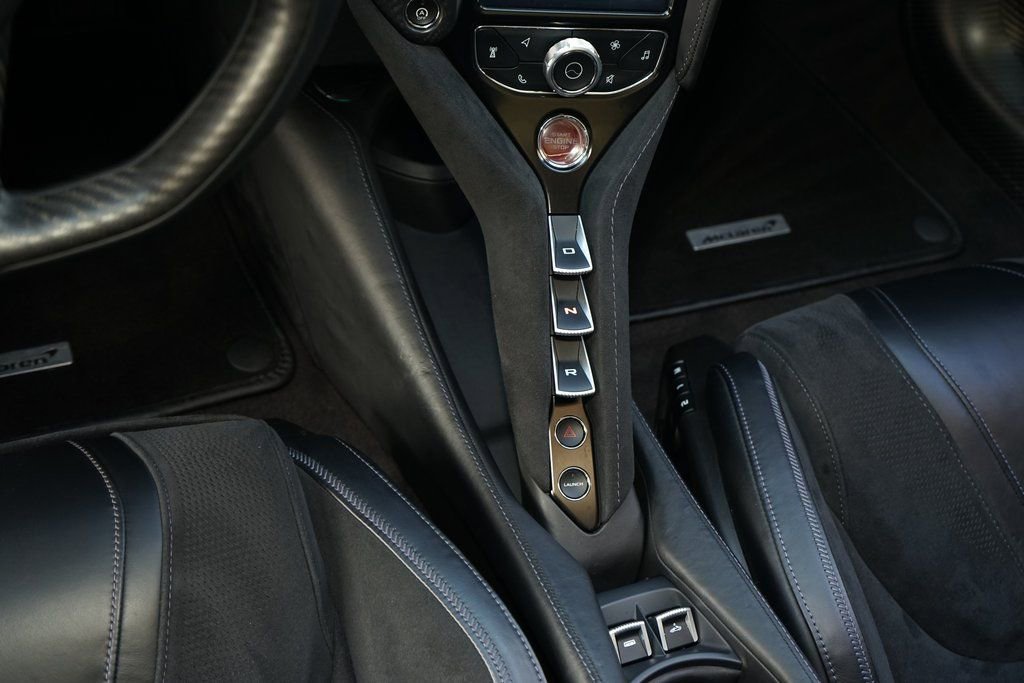 Used 2020 McLaren 720S Performance photo 27