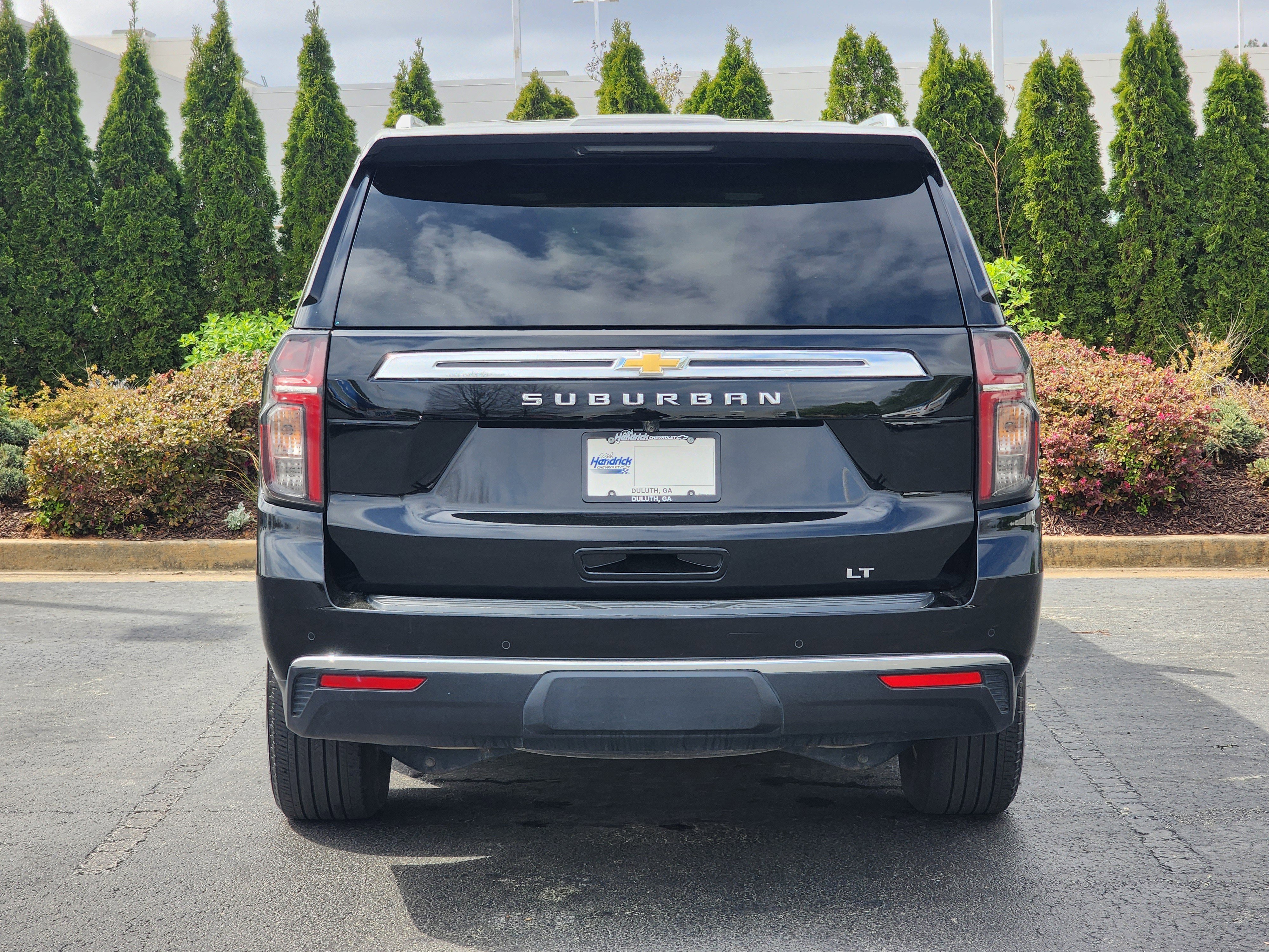 2024 Chevrolet Suburban LT