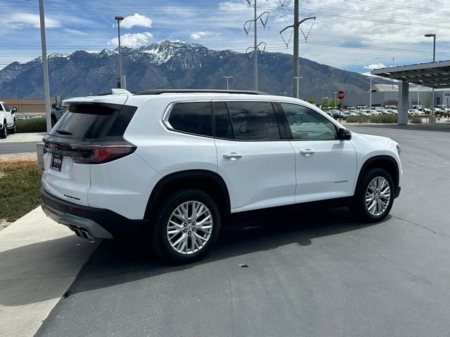 2024 GMC Acadia Elevation