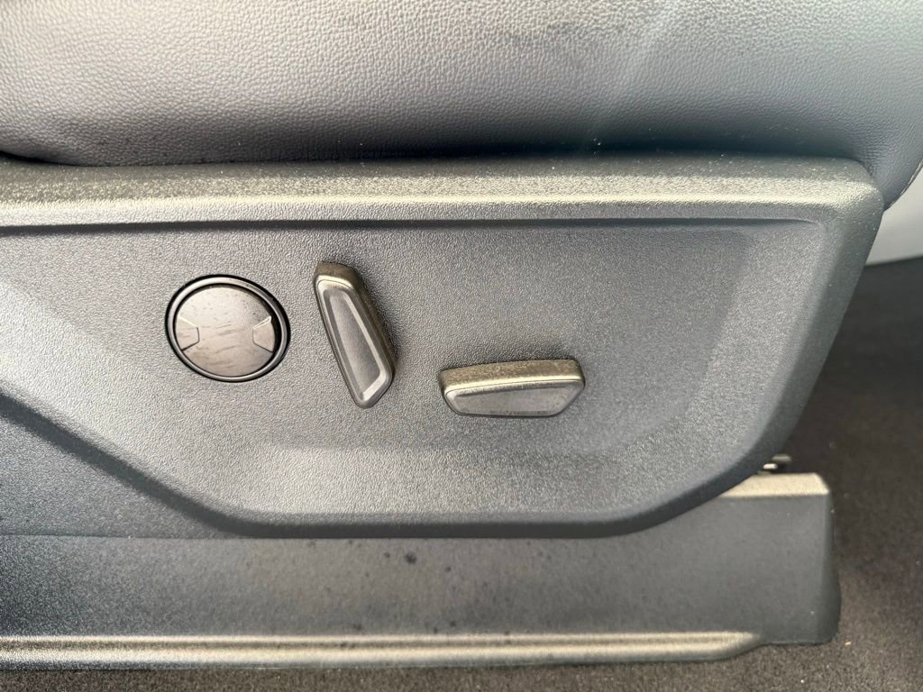 2025 Ford F150 Lariat