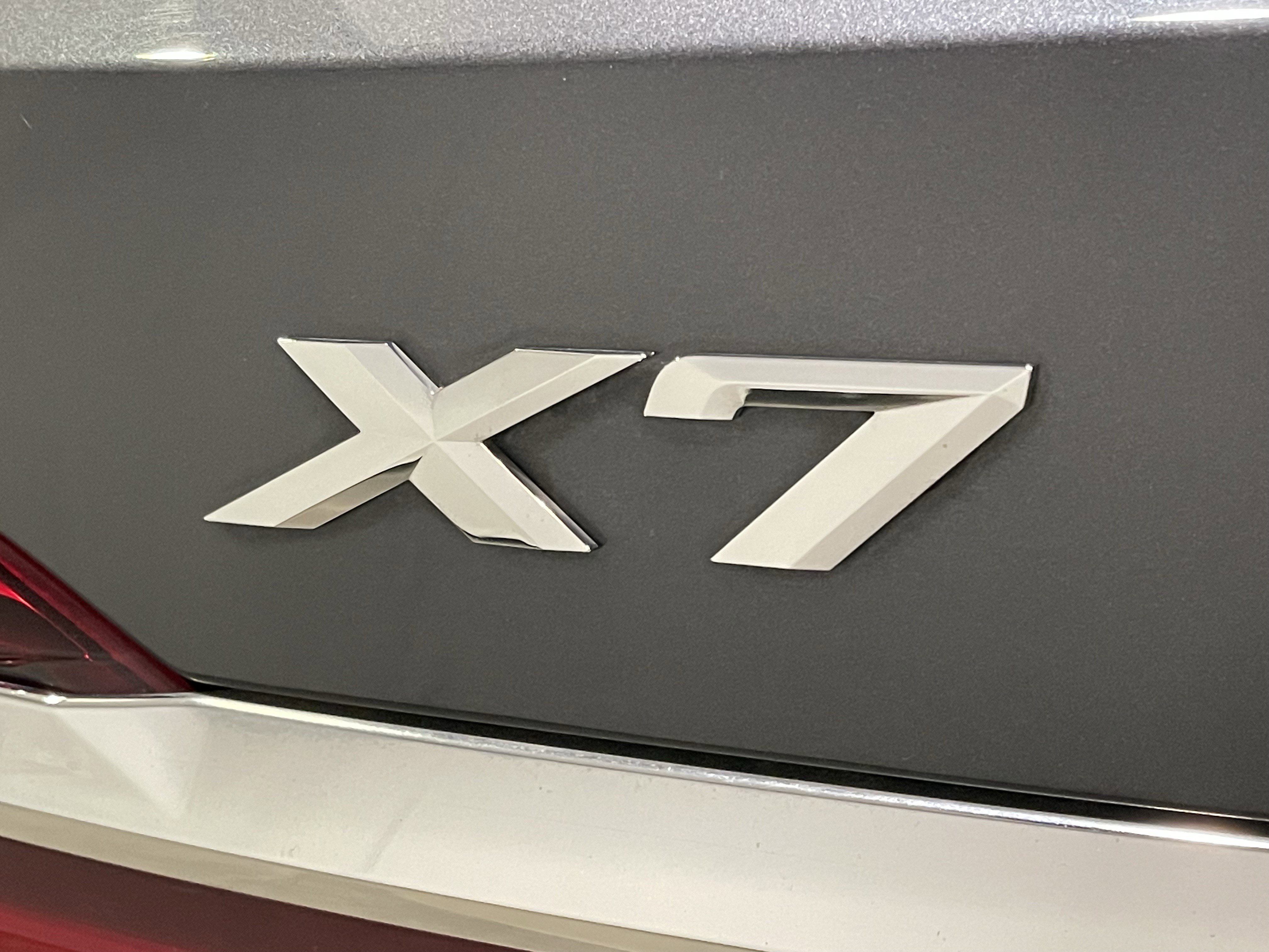 2021 BMW X7 xDrive40i
