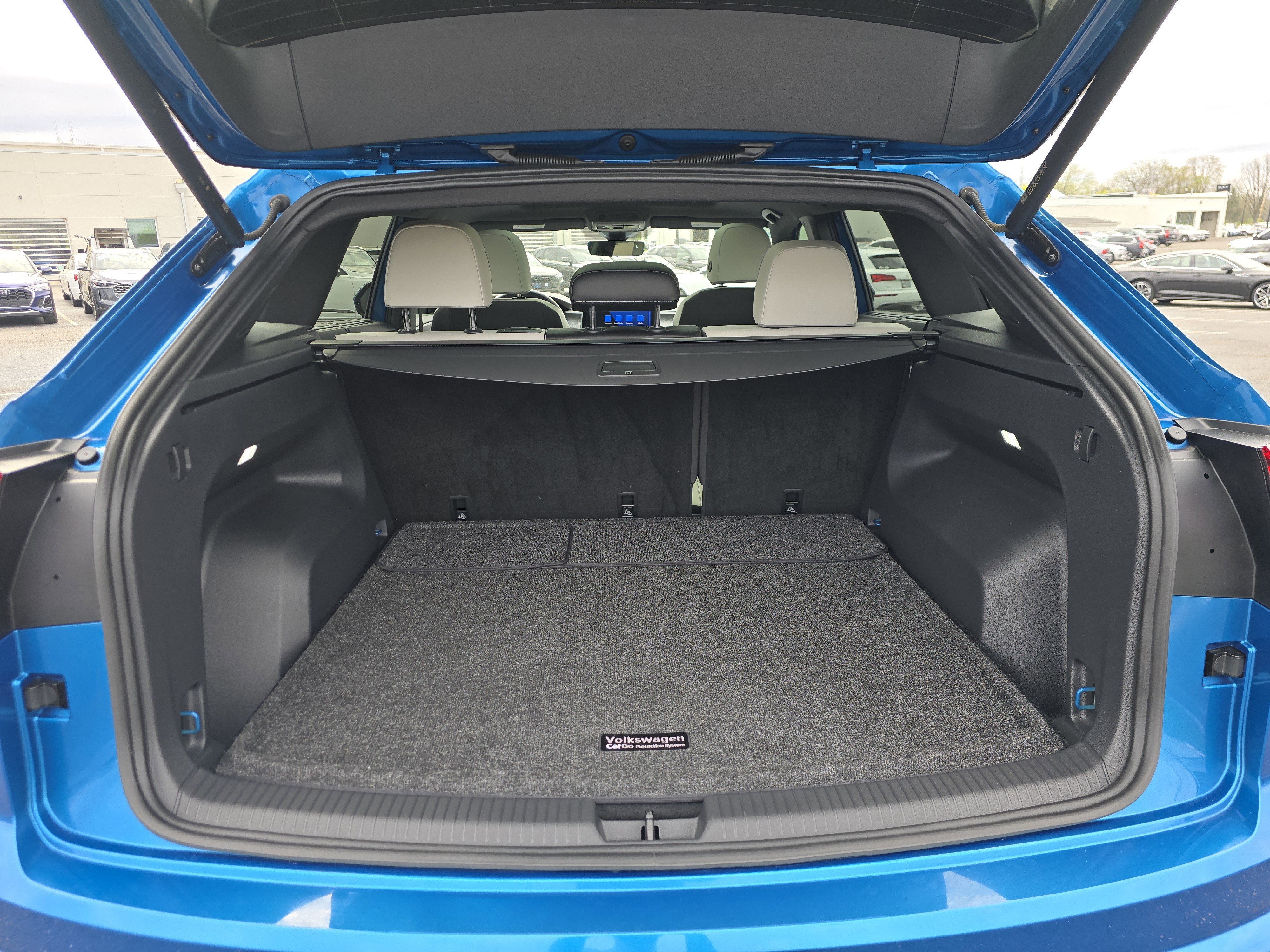 2024 Volkswagen Atlas Cross Sport SEL Premium R-Line