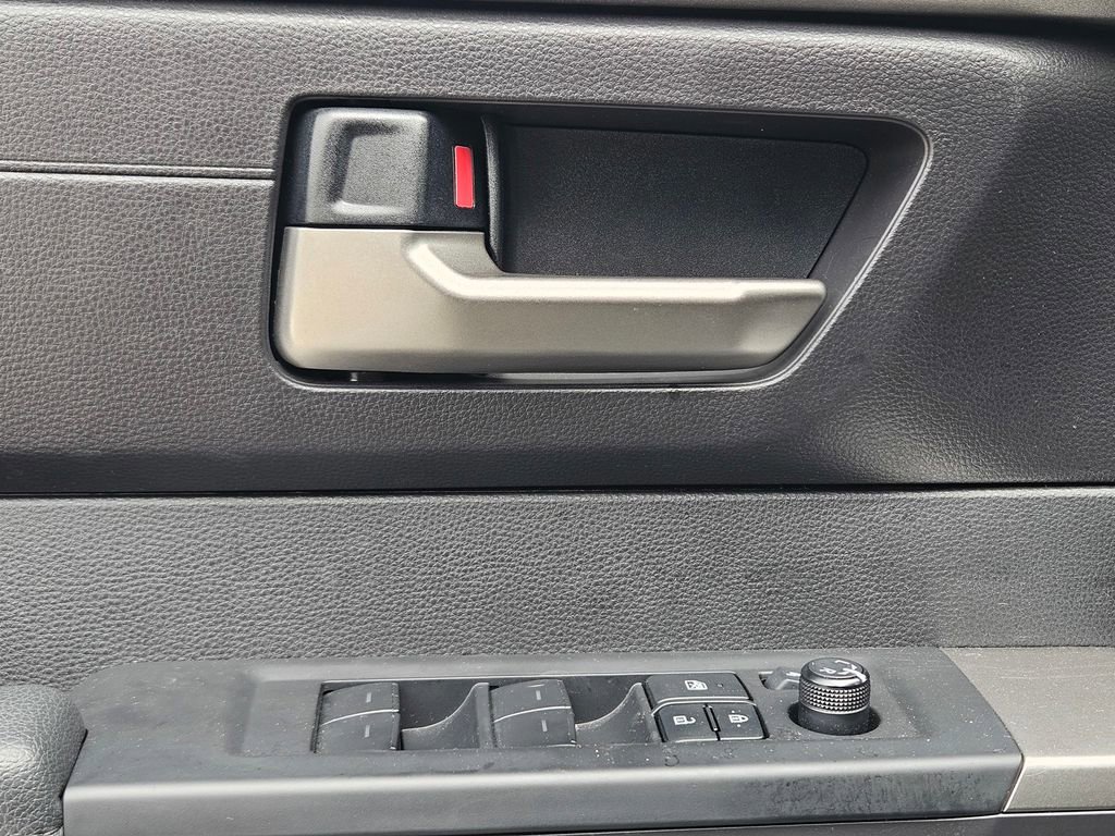 2025 Toyota Sequoia SR5