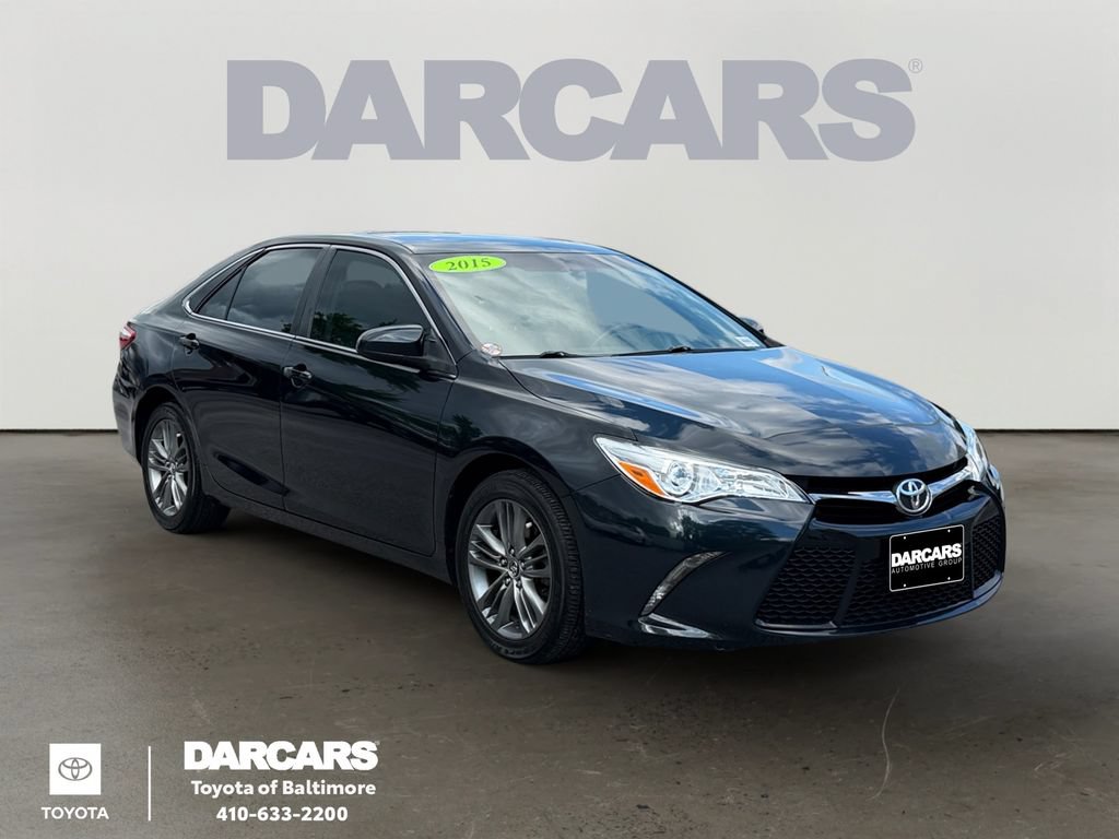 Used 2015 Toyota Camry SE w/ Moonroof Package