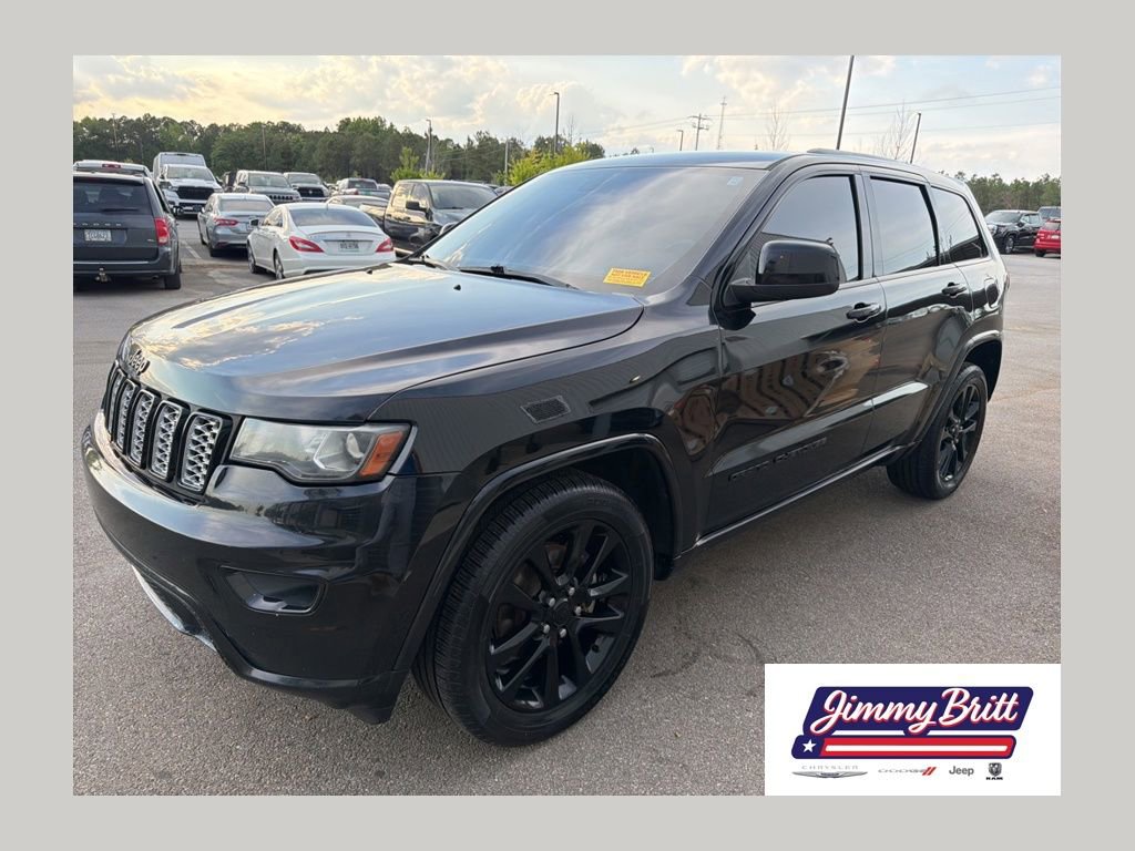 Used 2017 Jeep Grand Cherokee Altitude