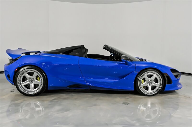 Used 2024 McLaren 750S Spider photo 13