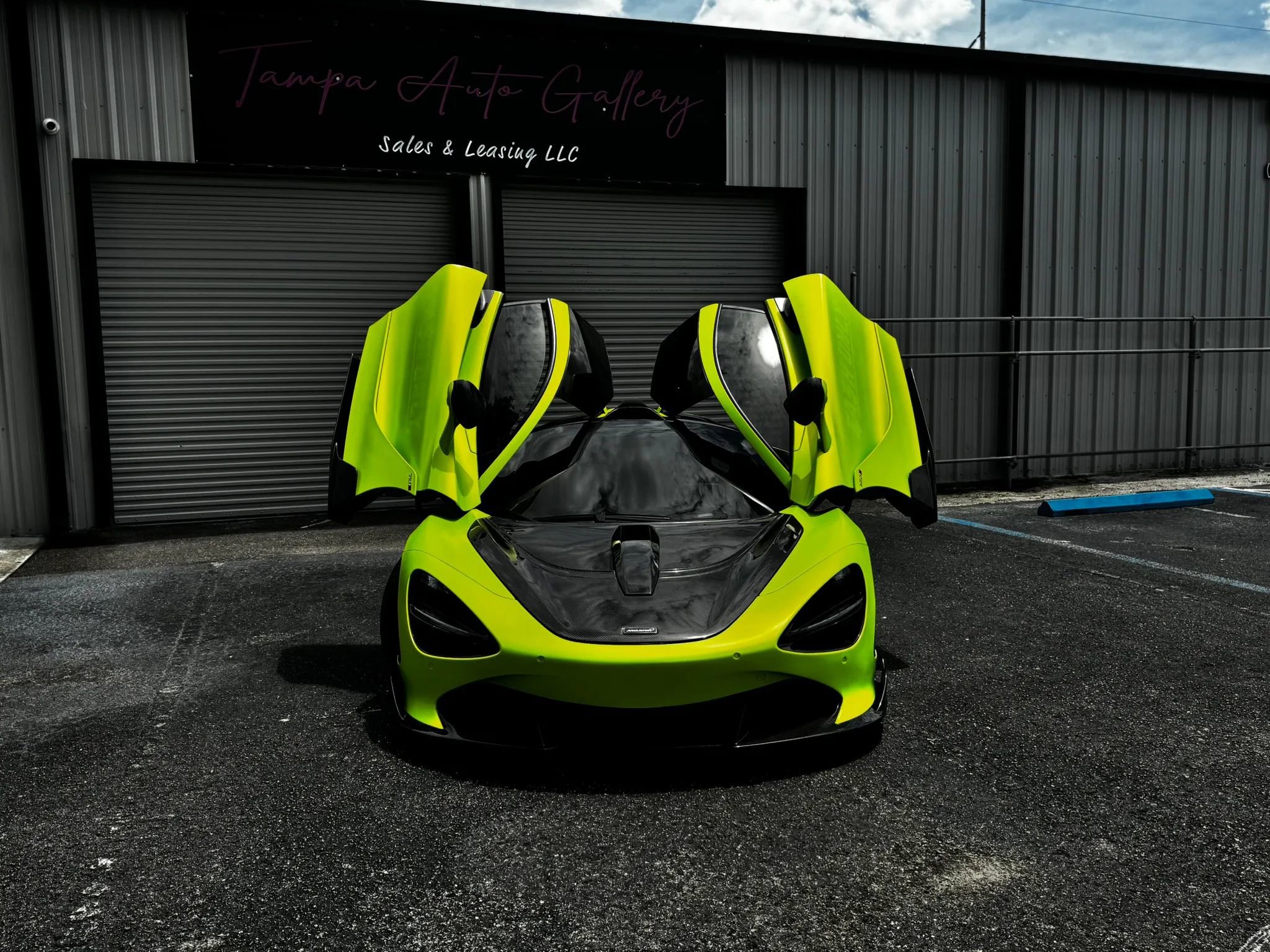 Used 2018 McLaren 720S Luxury 2