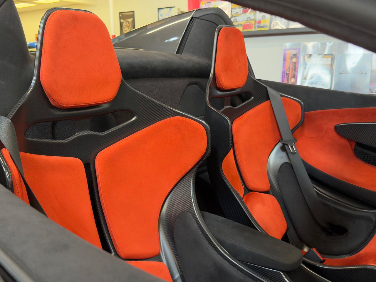 Used 2020 McLaren 600LT Spider photo 23