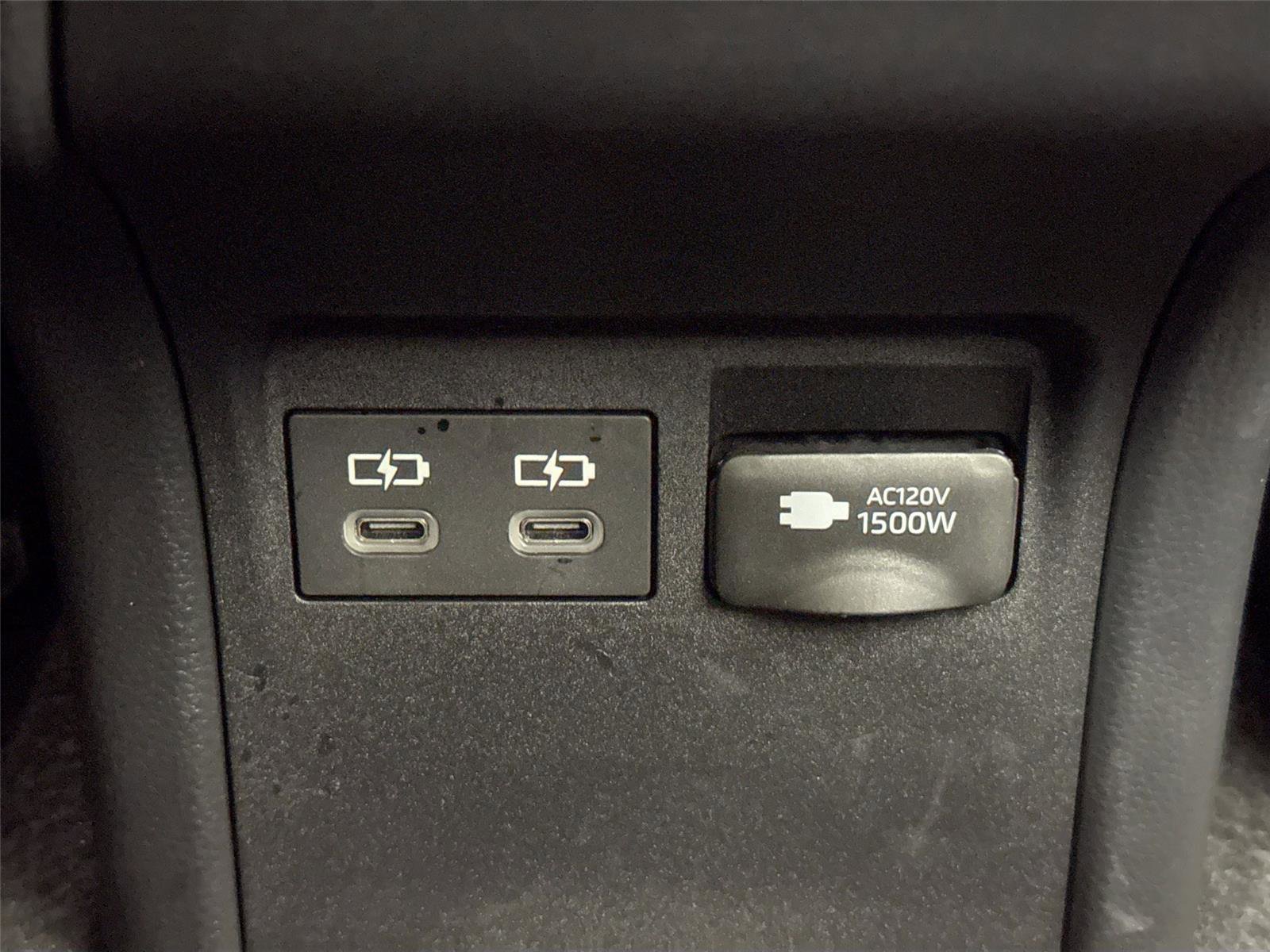 2025 Toyota Prius Plug-In Hybrid