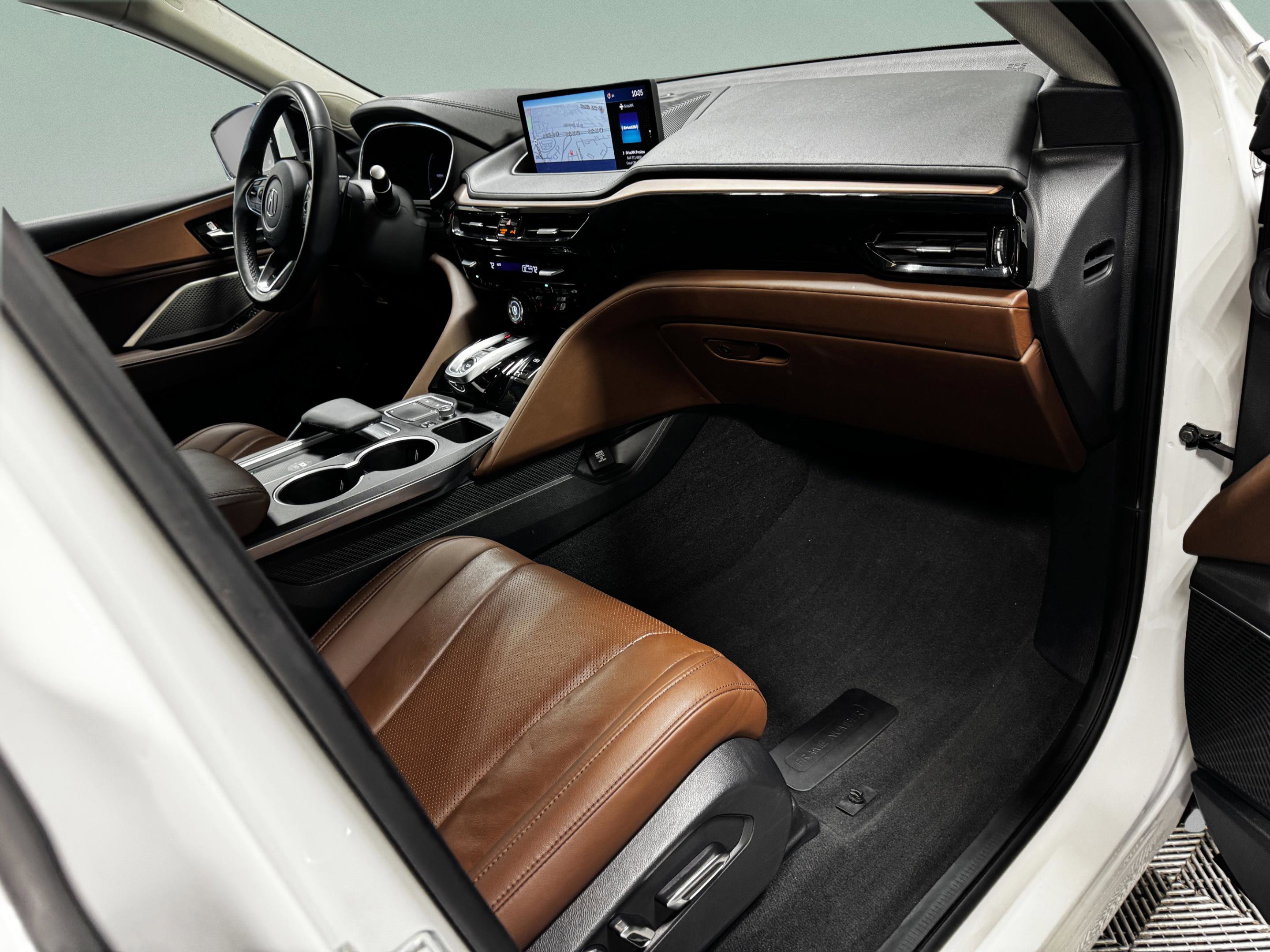 2023 Acura MDX FWD w/ Technology Package