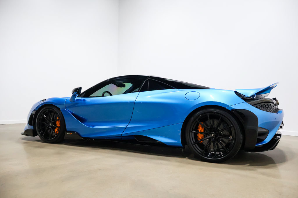 Used 2022 McLaren 765LT photo 25