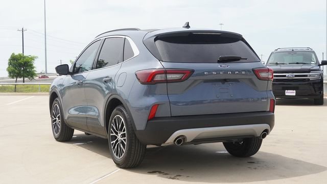 2025 Ford Escape SE