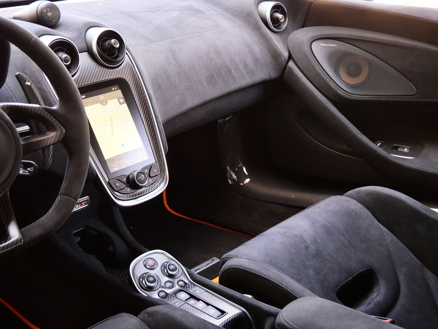 Used 2019 McLaren 600LT photo 13