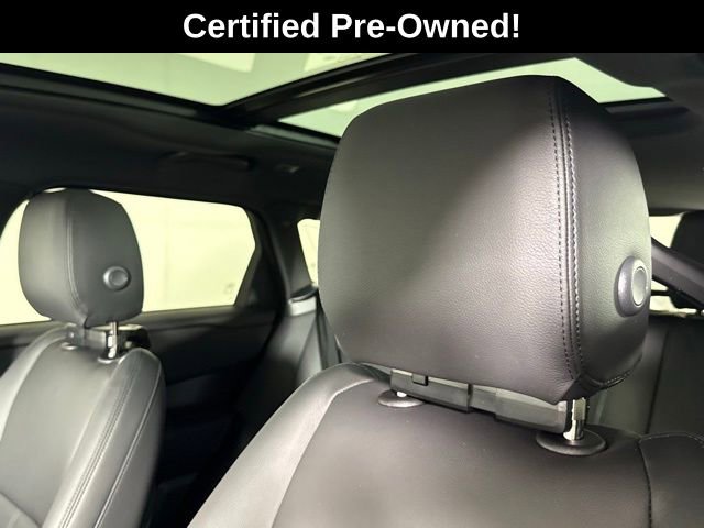 2026 Land Rover Range Rover Velar Dynamic SE