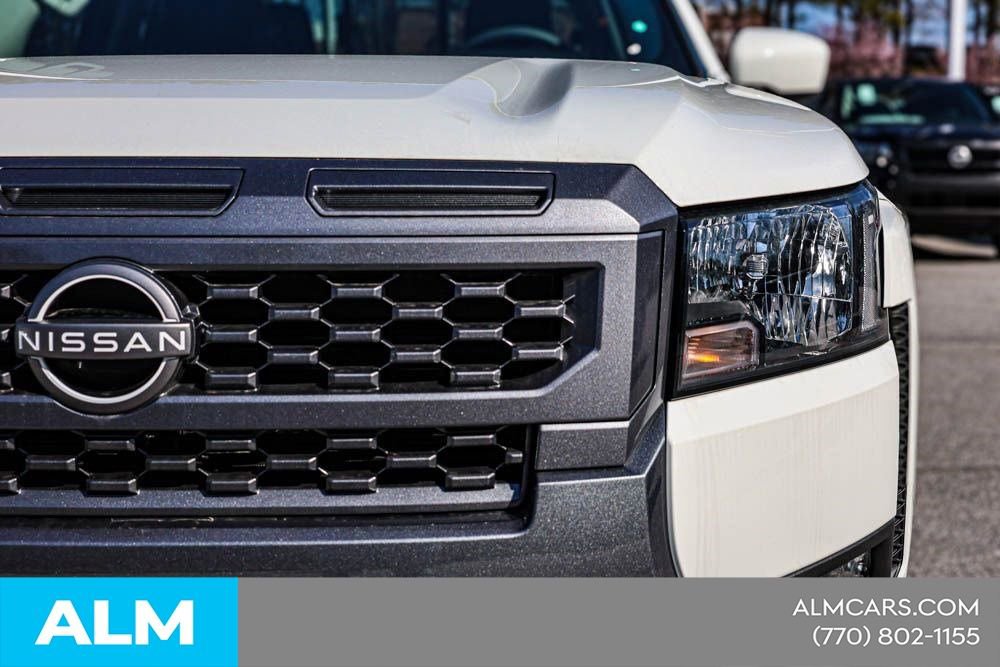 2025 Nissan Frontier SV