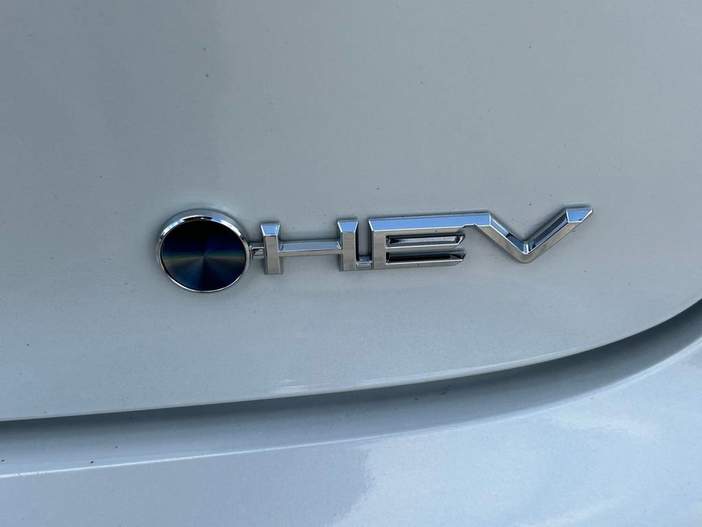 2025 Toyota Prius XLE