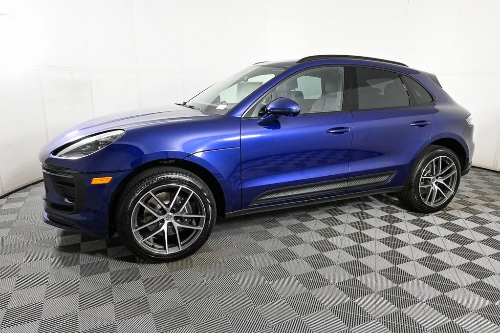 2025 Porsche Macan