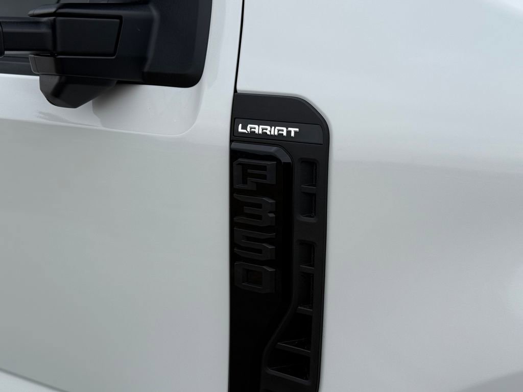 2026 Ford F350 Lariat