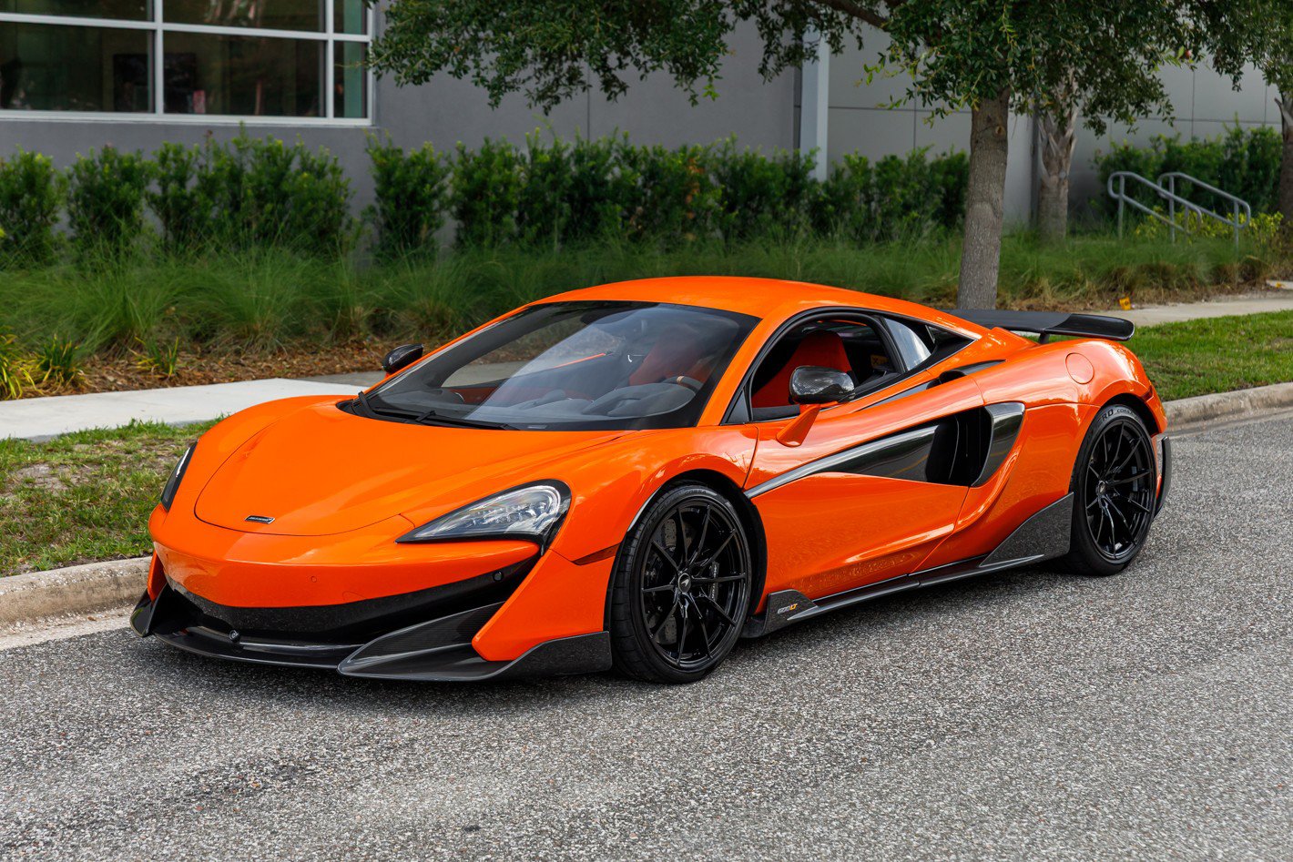 Used 2019 McLaren 600LT photo 24