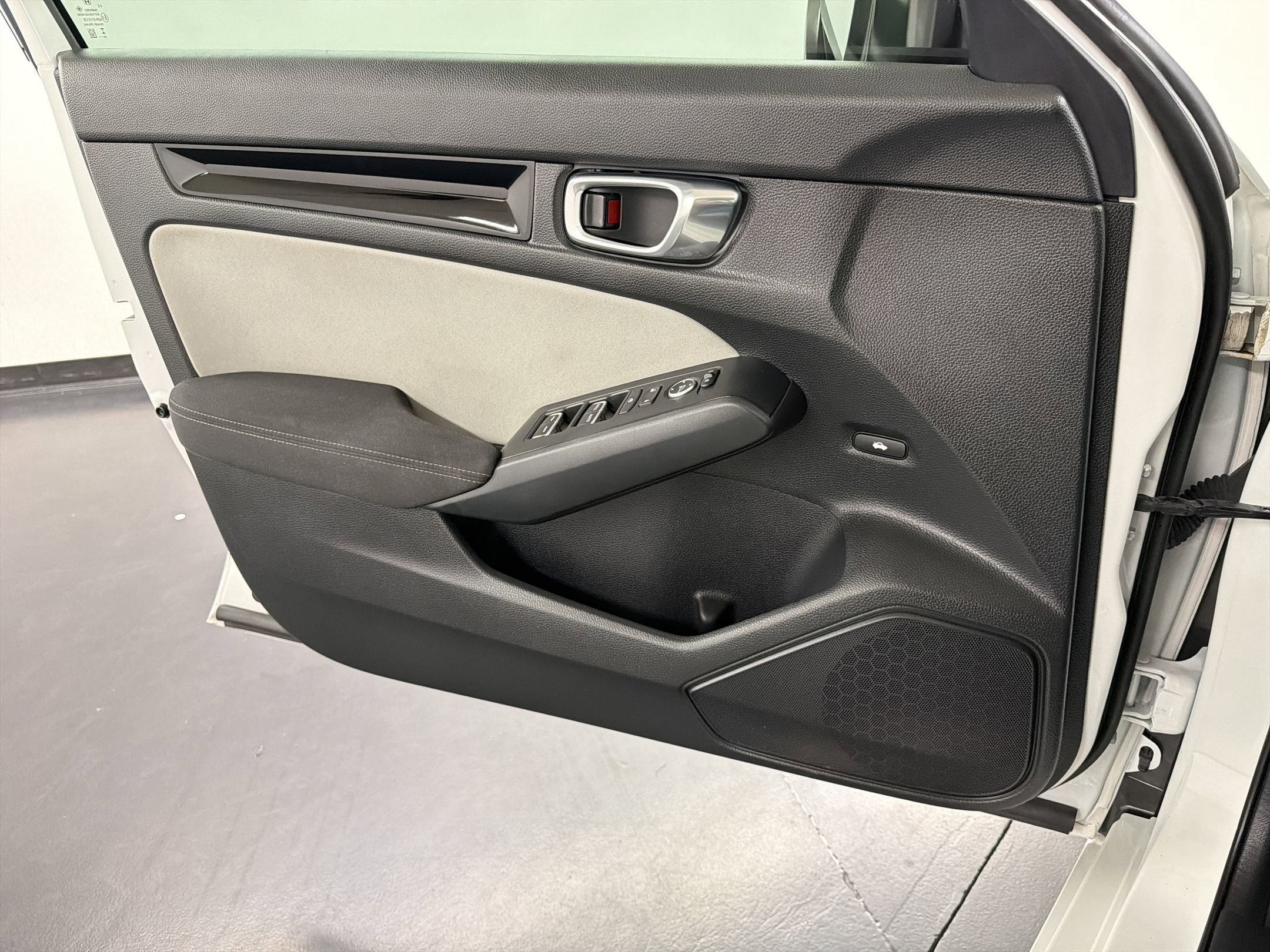 2025 Honda Civic FWD Hybrid Sedan