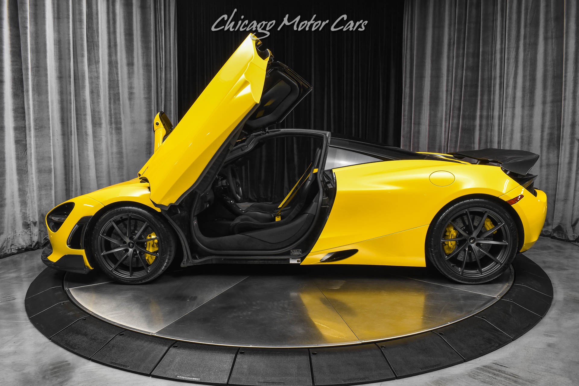 Used 2020 McLaren 720S Performance photo 40