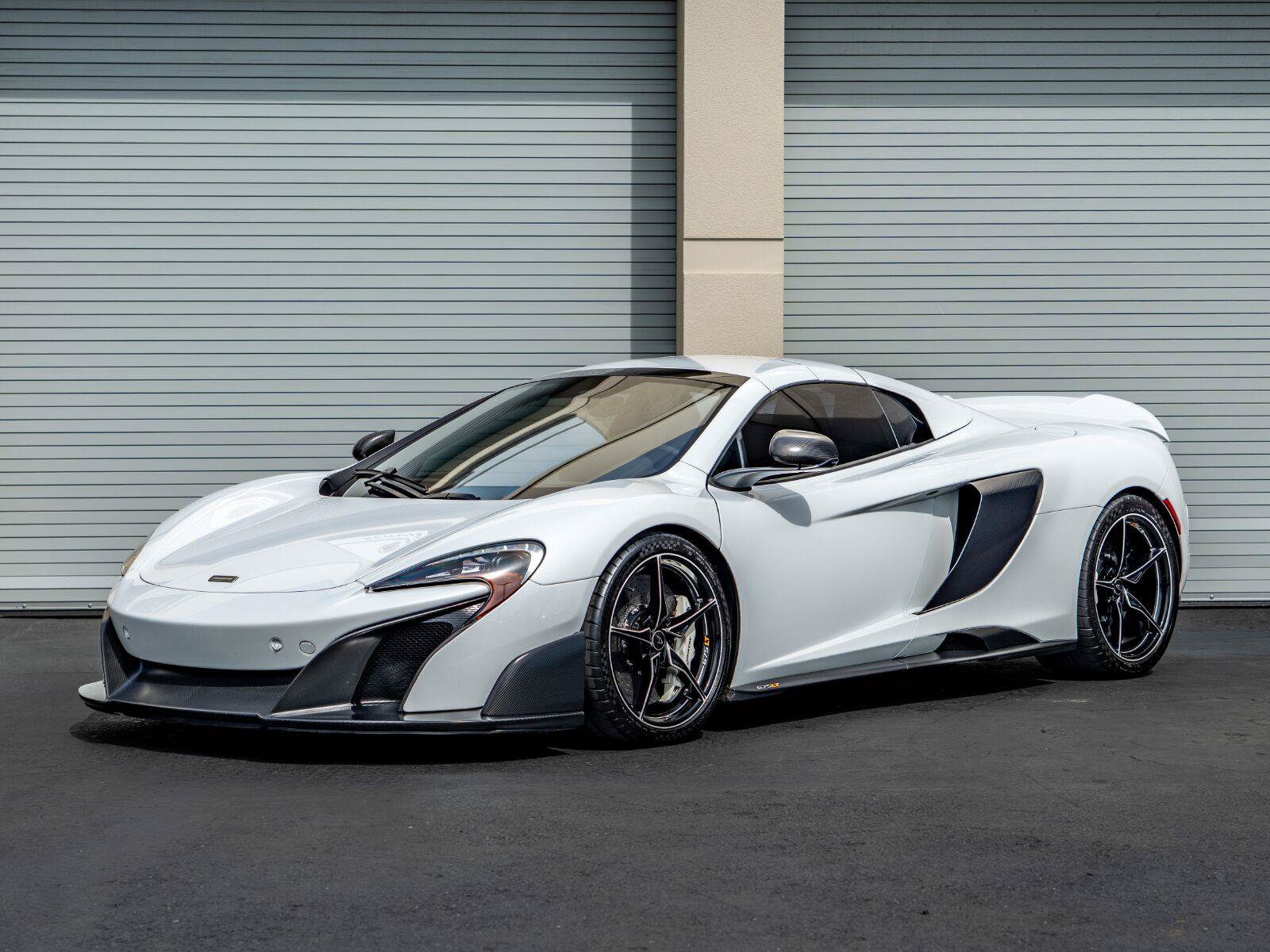 Used 2016 McLaren 675LT Spider 4
