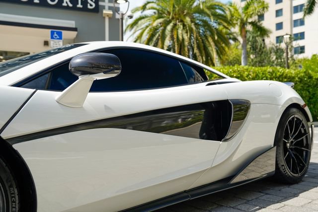 Used 2019 McLaren 600LT photo 10