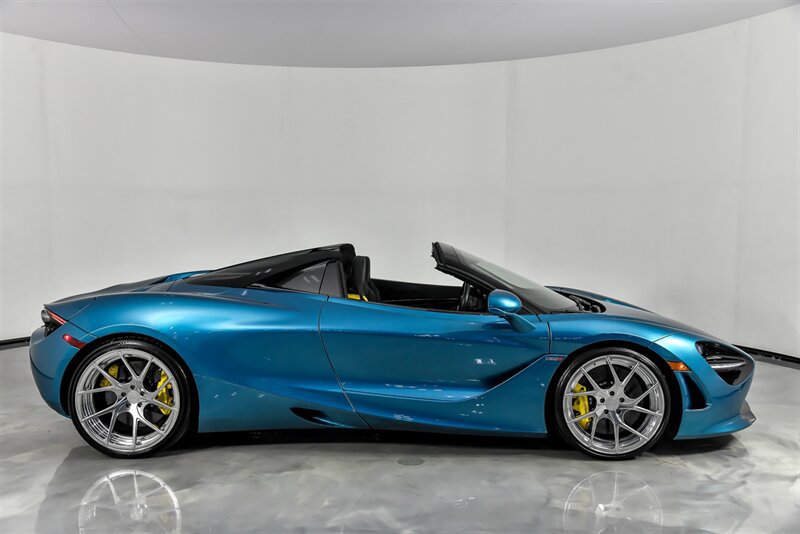 Used 2020 McLaren 720S Spider photo 13