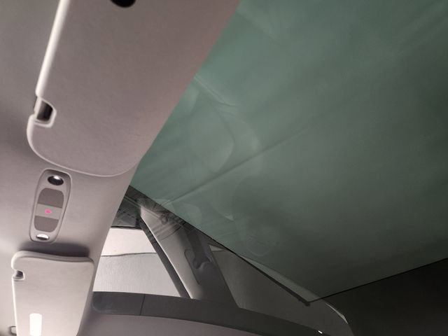 2024 Tesla Model Y Performance