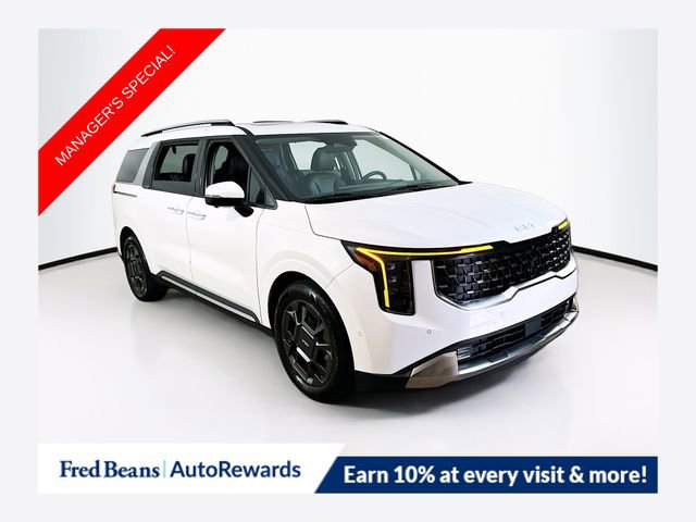 Used 2025 Kia Carnival SX
