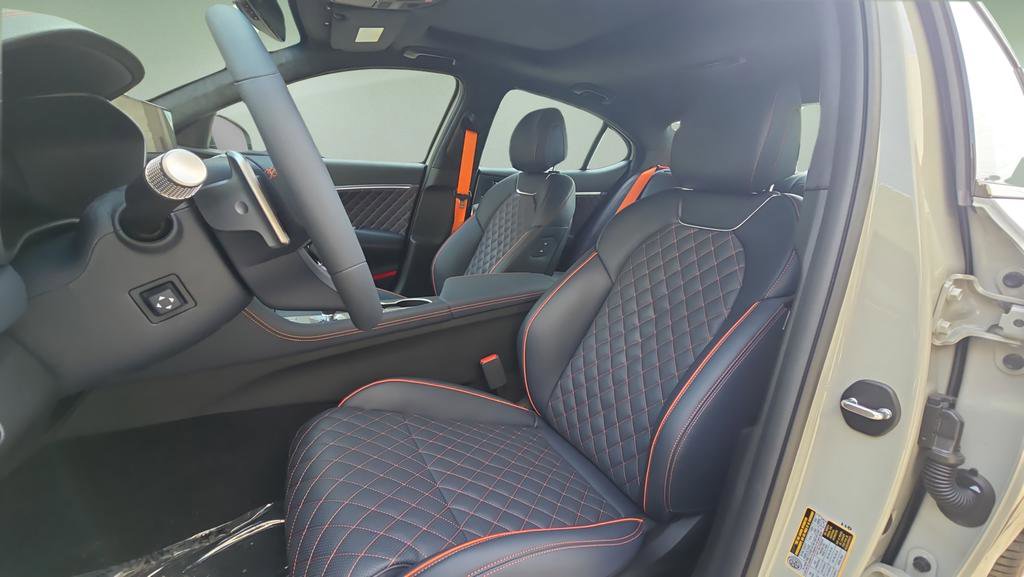 2026 Genesis G70 3.3T Prestige