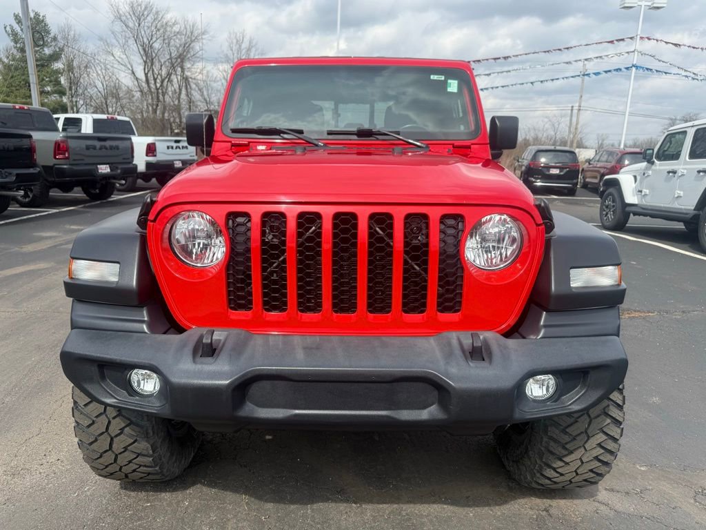 2020 Jeep Gladiator Sport