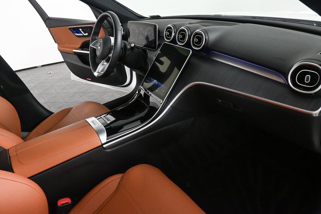 2025 Mercedes-Benz C 300 Sedan