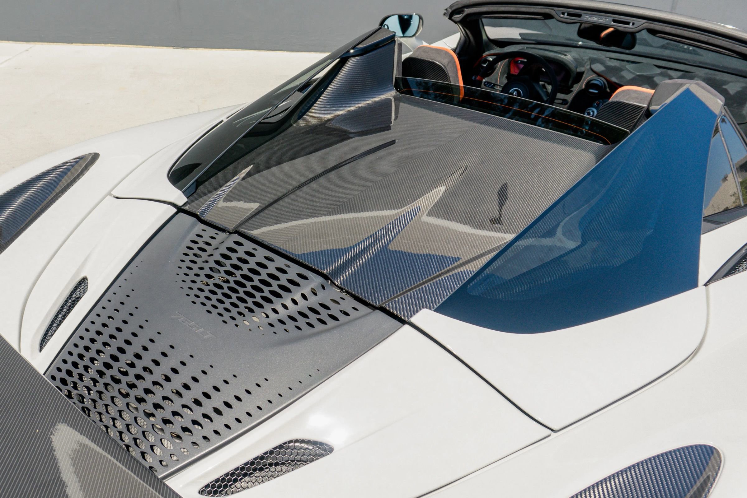 Used 2022 McLaren 765LT photo 65